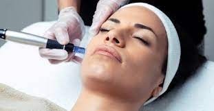 dermapen-con-hilos-tensores-y-microblading-de-cejas-y-dermolips-labios-big-1