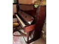 vendo-piano-vertical-yamaha-en-perfecto-estado-small-1