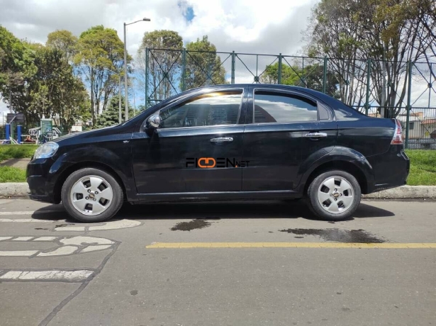 chevrolet-aveo-emotion-2008-negro-big-2